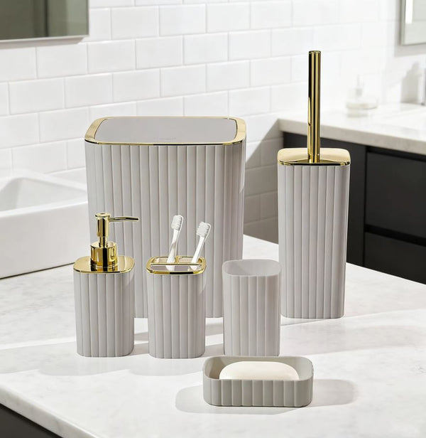 Ensemble d'Accessoires de Salle de Bain 6 Pièces Noir & Or – Design Moderne et Élégant ✨